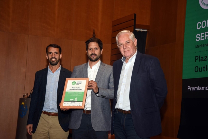 Comercial y Servicios Medianas empresas1
